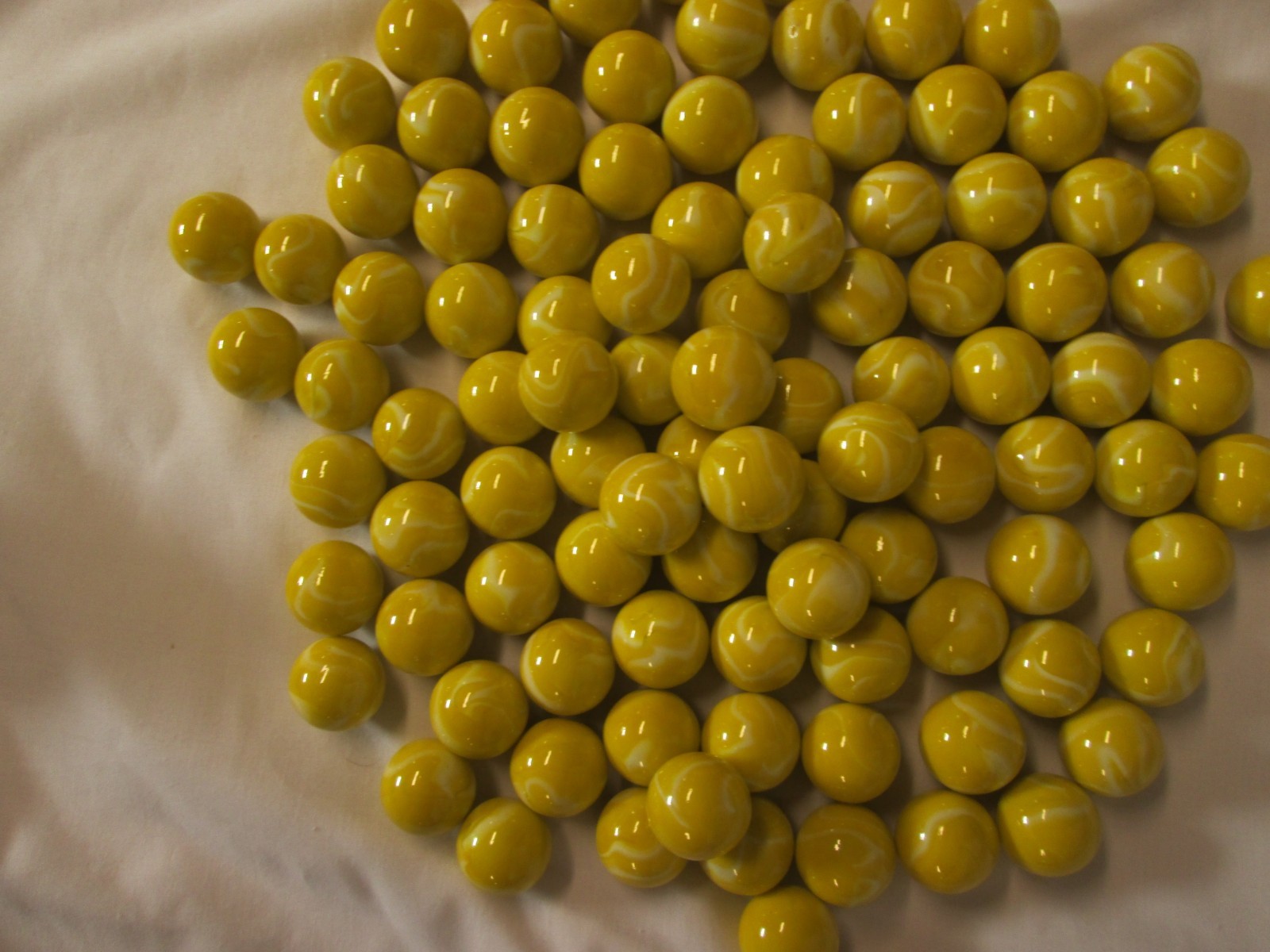 “NEW RELEASE 2026” 2 POUNDS 7/8 INCH “22mm” LEMON SOBERT MEGA / VACOR MARBLES