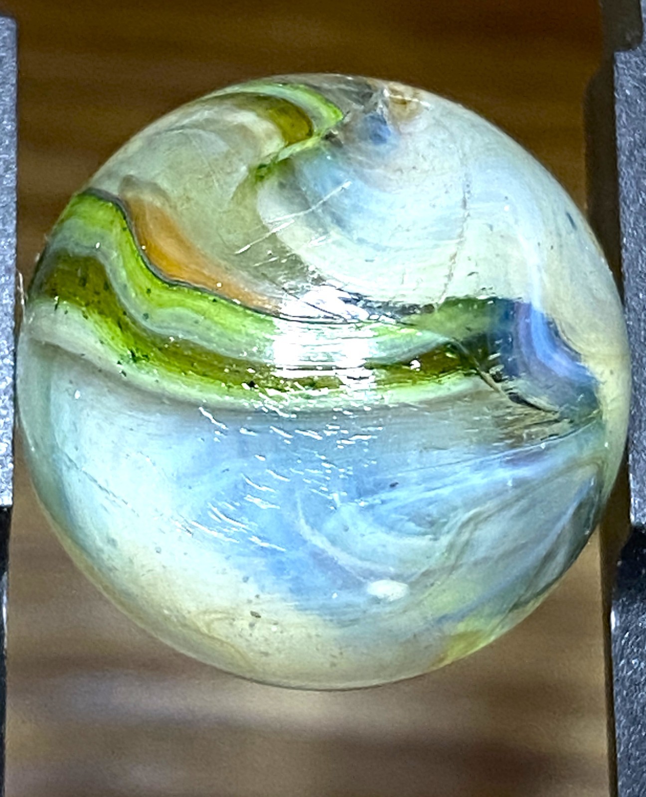 FUNKY / AVENTURINE THIN LINED RAMS HEAD TYPE / SWIRLED SHOOTER .68″ MAA151