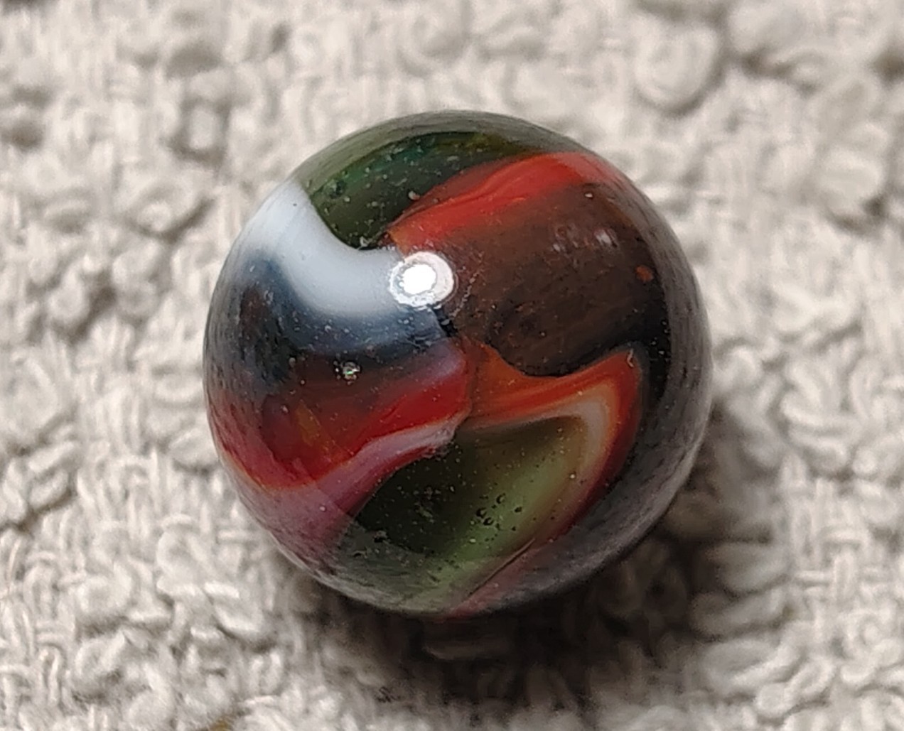 Vintage Peltier Glass Marble 0.62″ NLR Muddy Rainbow NM Condition