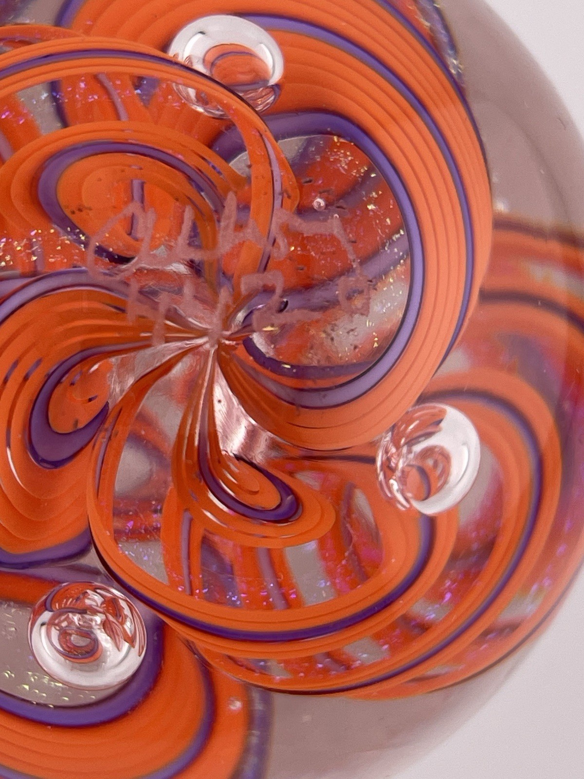 JAMES ALLOWAY 2023 Orange/Purple Dichroic QUADMANIA #442/Glass Marble W/Std 2.3″