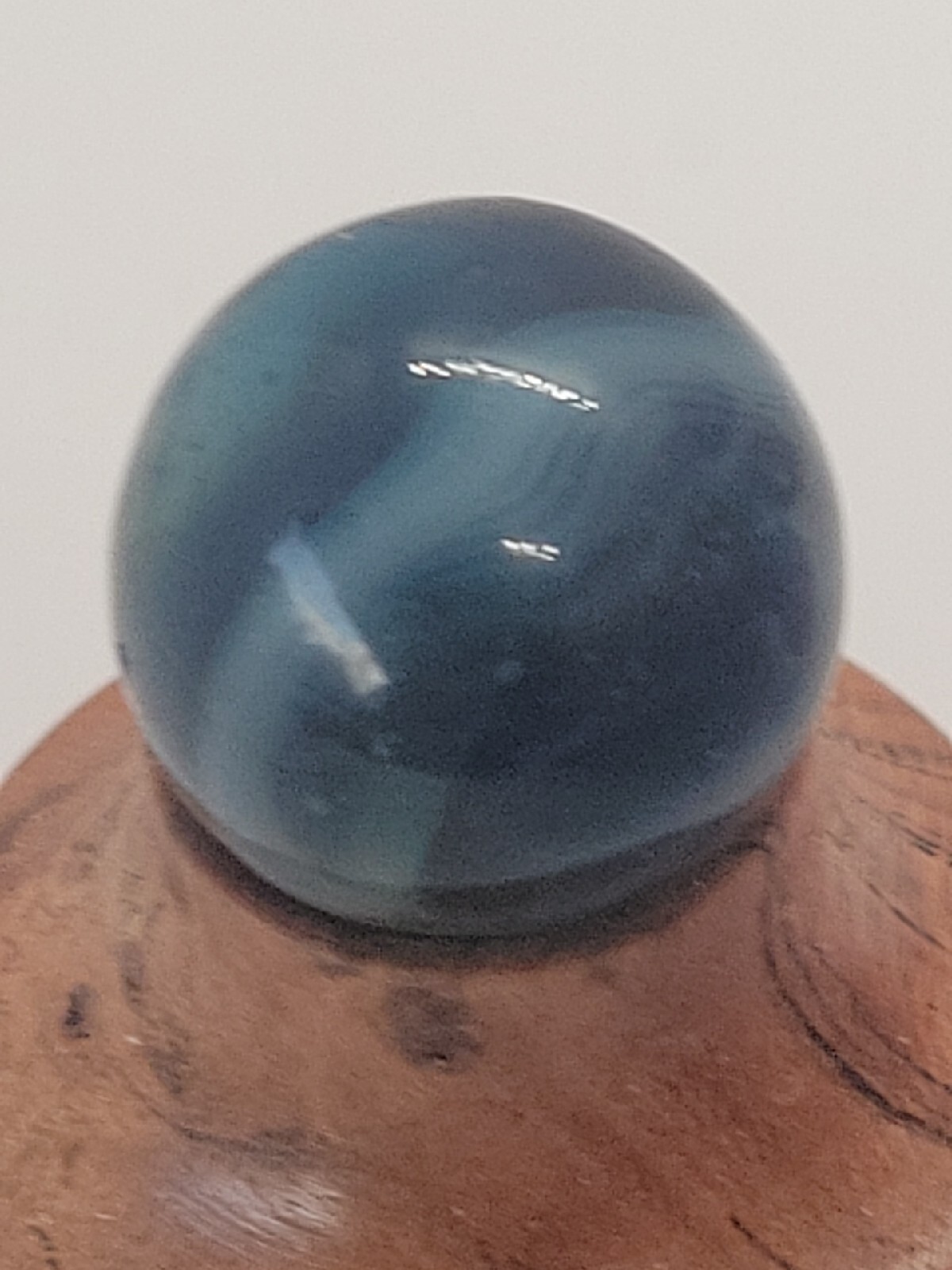 A20• Vintage Ravenswood Marble Brand, “Ravenswood Swirl” 5/8″ Near Mint Cond