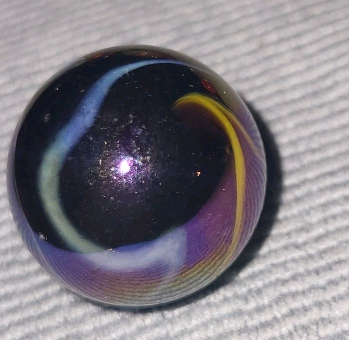 Vacor Marble Shooter 15/16″ Milky Way Or Rumba Iridized Swirls 5/8″ Marbles