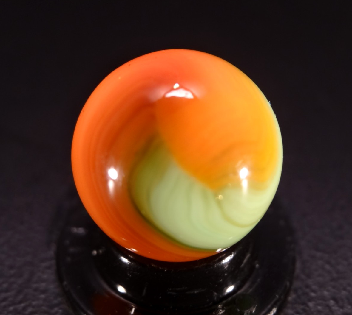 AKRO AGATE ” 4 COLOR ” w/ LONG EYE-LASHES ( Personal Collection) MINT