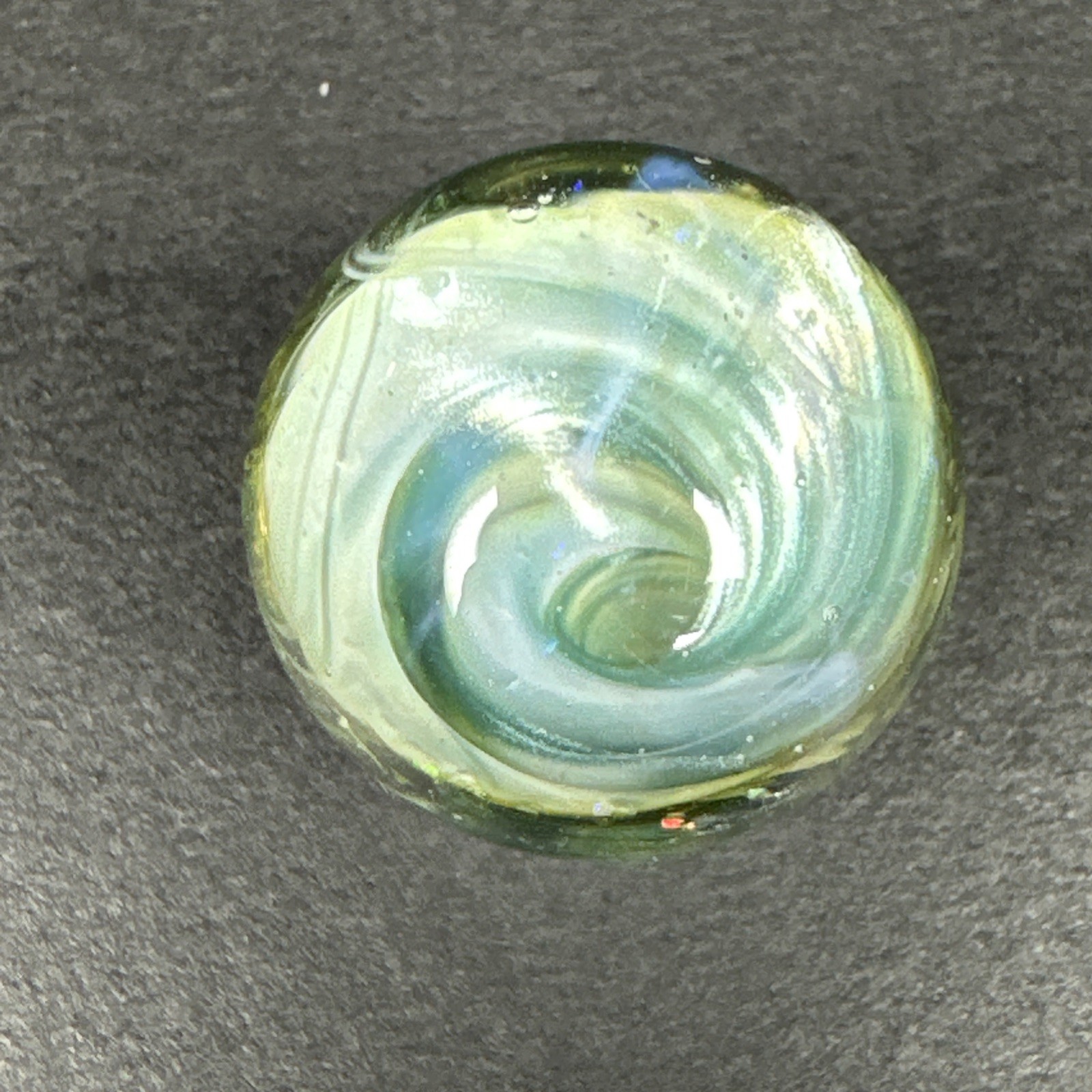 Contemporary Handmade Art Glass Marble 1.02″ Shimmering Green Blue Vortex MIB