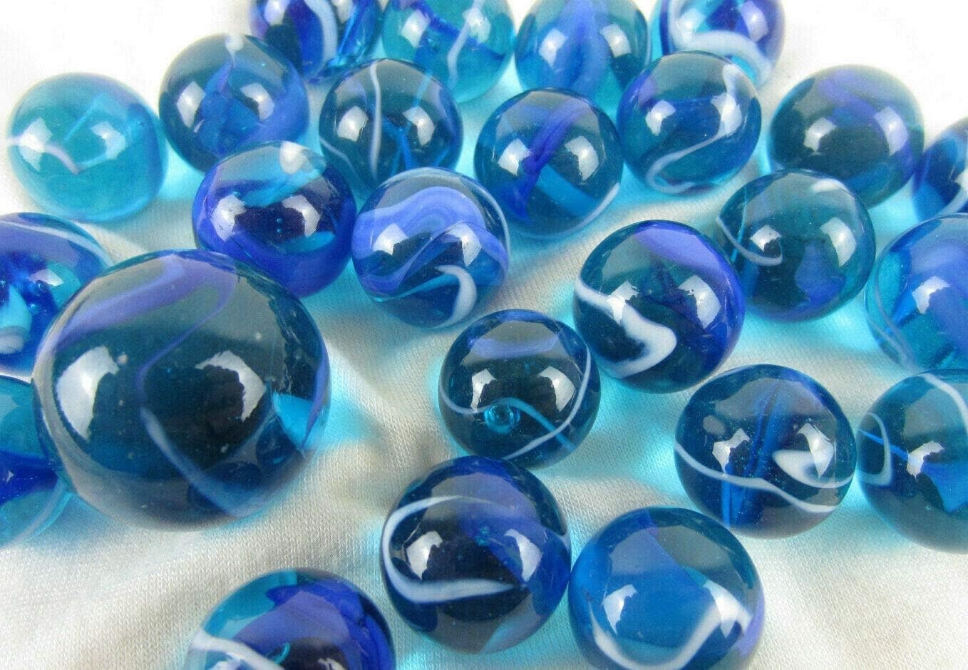 25 Glass Marbles BLUE JAY game pack vtg style Clear Translucent Shooter Swirl