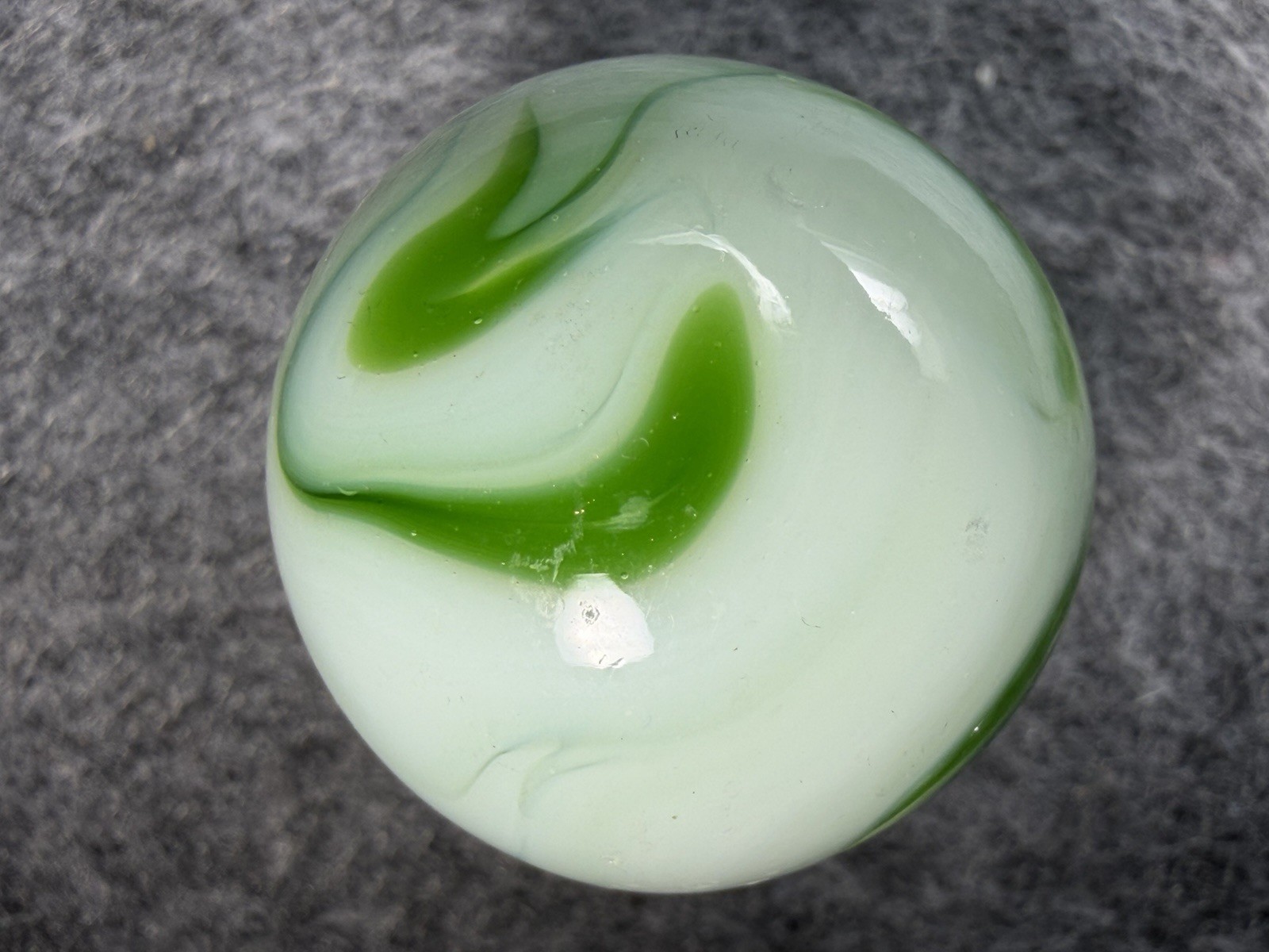 Vintage Marbles:St Mary’s Alley Agate Green Swirl Bolder. NM+.985