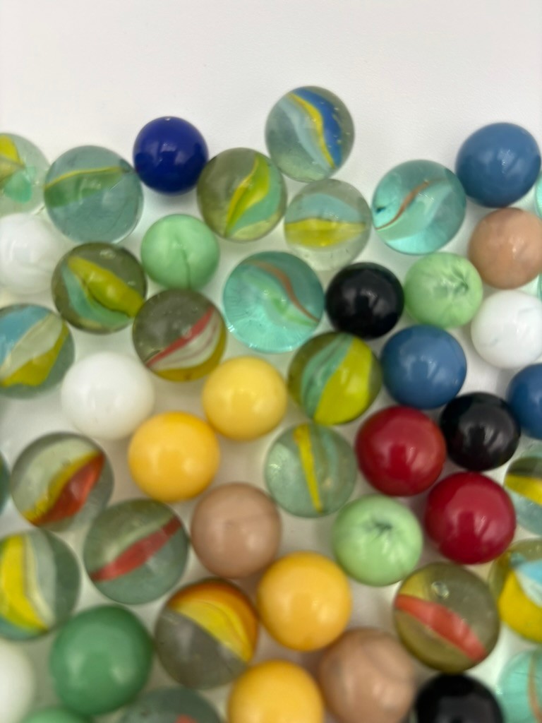 Glass Marbles Lot – Mixed Colors & Styles – Cats Eye – 150+ Marbles – Retro