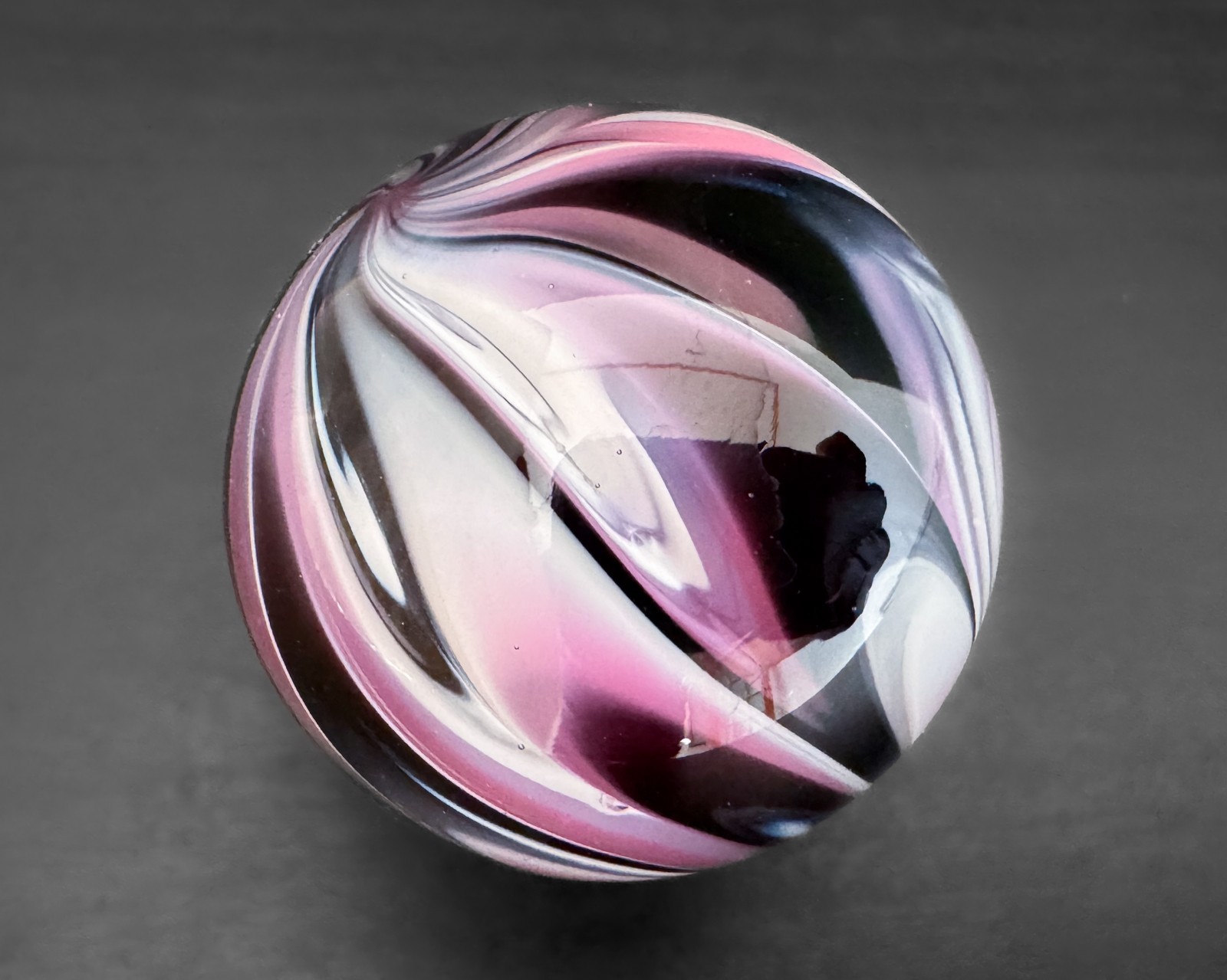 Steve Davis 1.5″ Pink White Black Swirl Handblown Art Glass Marble