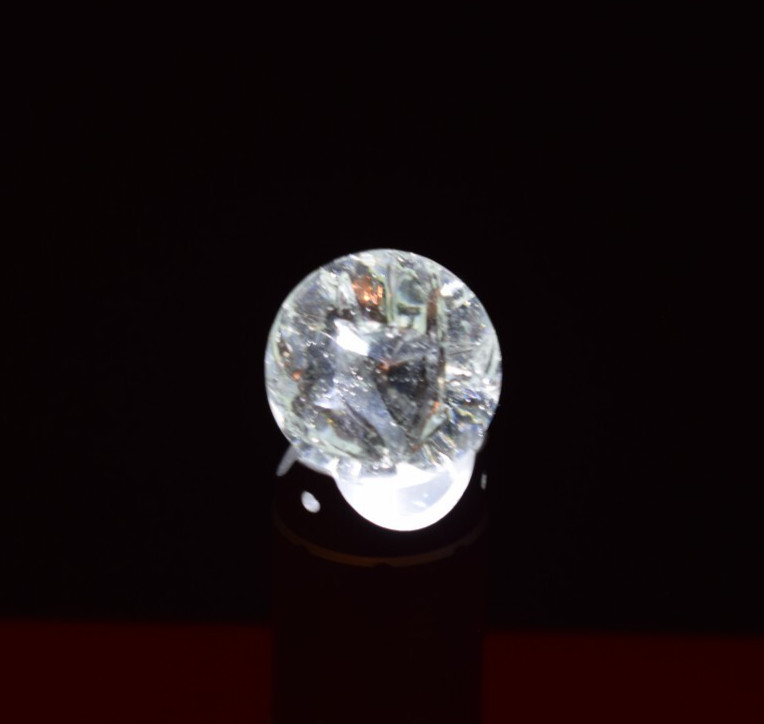 ⭐ Vitro Crystal Clear 💎Jeweled Crackle Glass Toy Marble, Shooter Size .875″=7/8