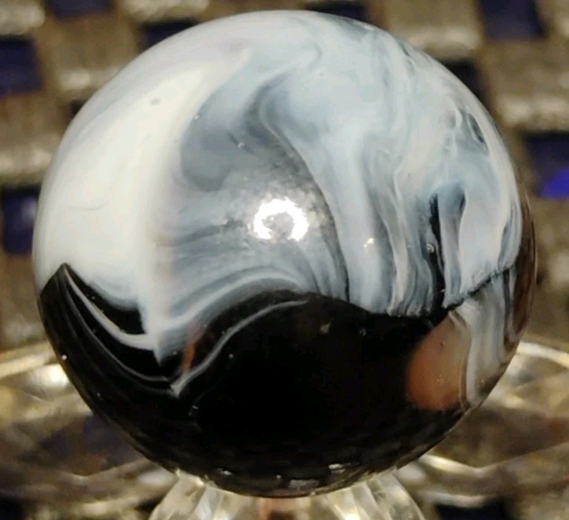 .67″ ANTIQUE/VINTAGE MARBLES – PURPLEISH MAGLIGHT EFFECT SLAG🔥RARE HTF NM+