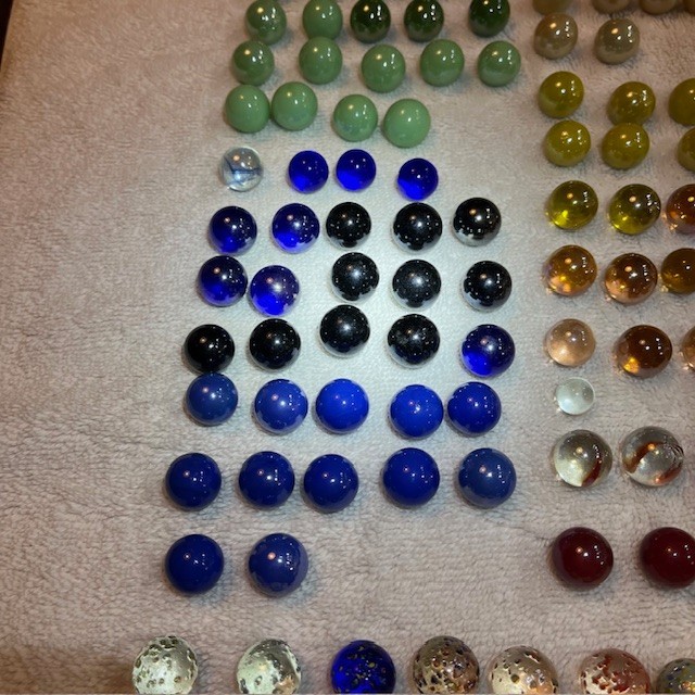 Lot of 121 Vintage Marbles