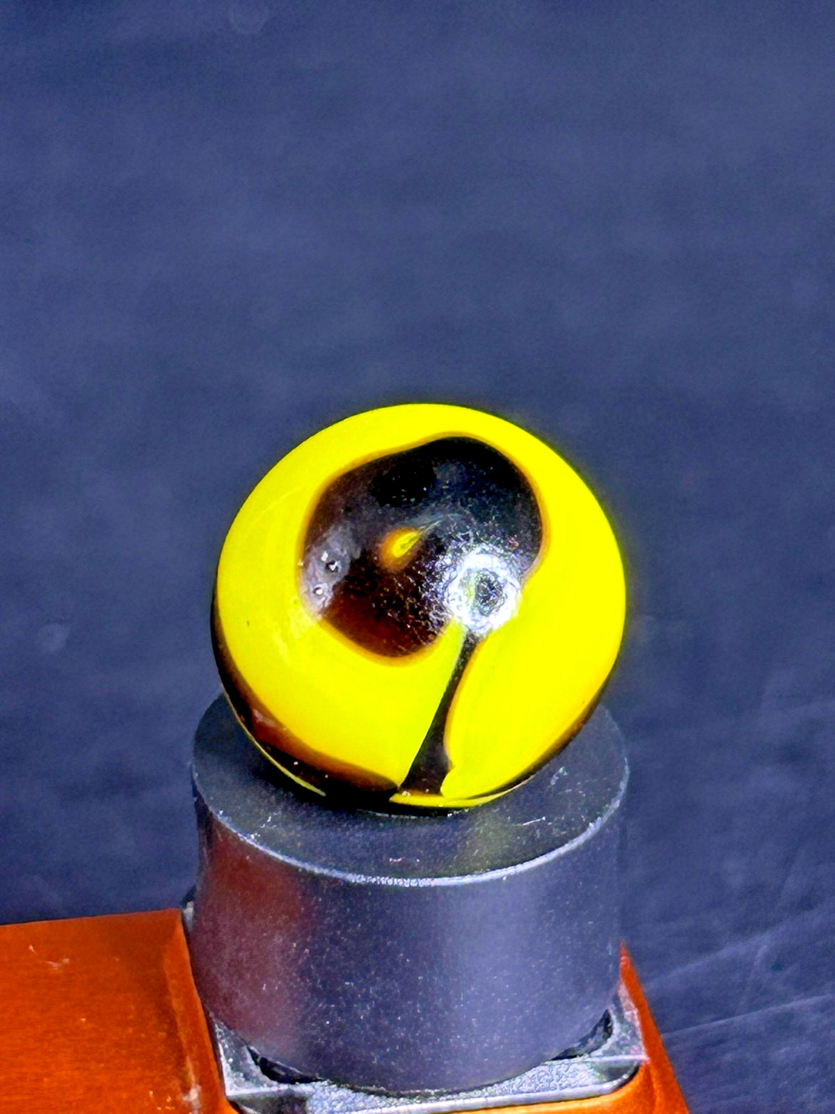 Christensen Agate Co. Swirl Yellow & Black UV+ Marble .63″ Mint CAC15