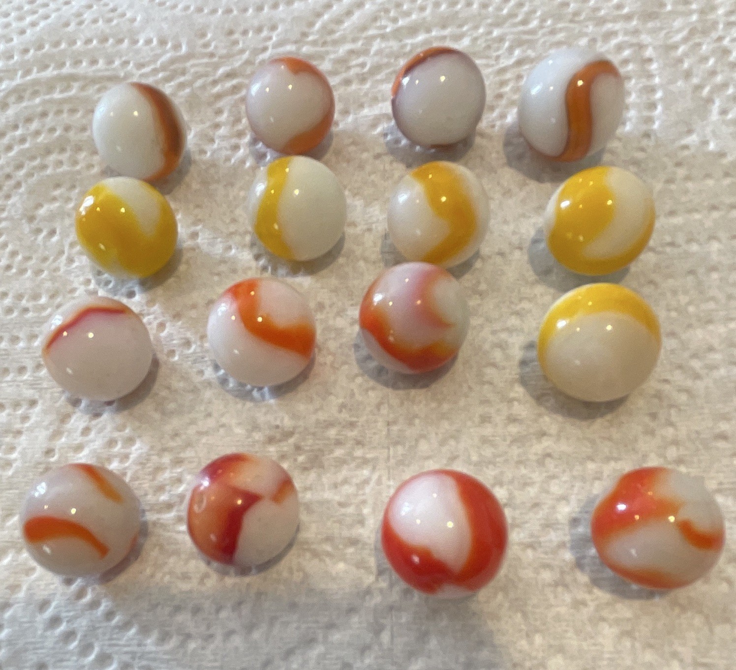Lot of 16 glass Toy Marbles White Red Orange Yellow Swirl Machine Made Age 17+