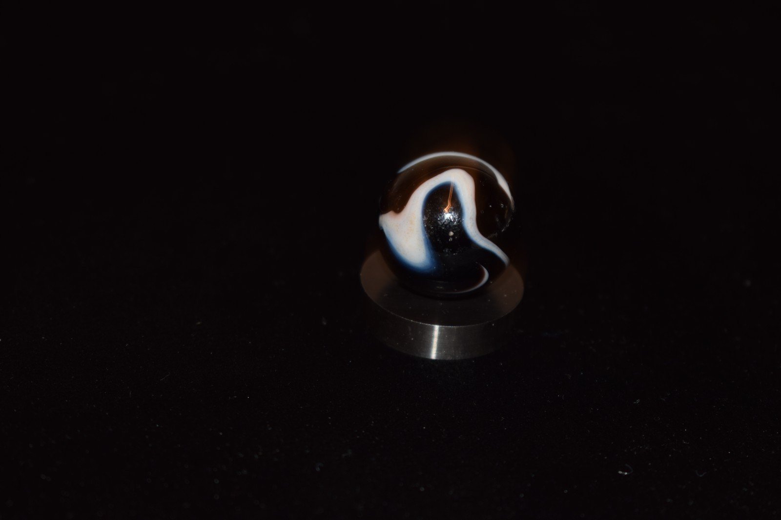 ⭐Choice Pick Vacor 🦓Zebra🦓Swirl Marble Shooter Size .875″=7/8″ MINT