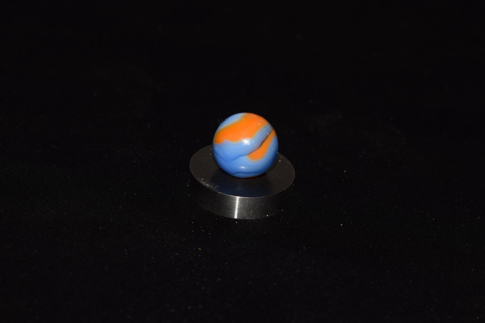 ⭐Vintage Rare Alley 🔵🟠 Burnt Spiderman 🕸 Toy Marble Size .625″=5/8″ MINT⭐