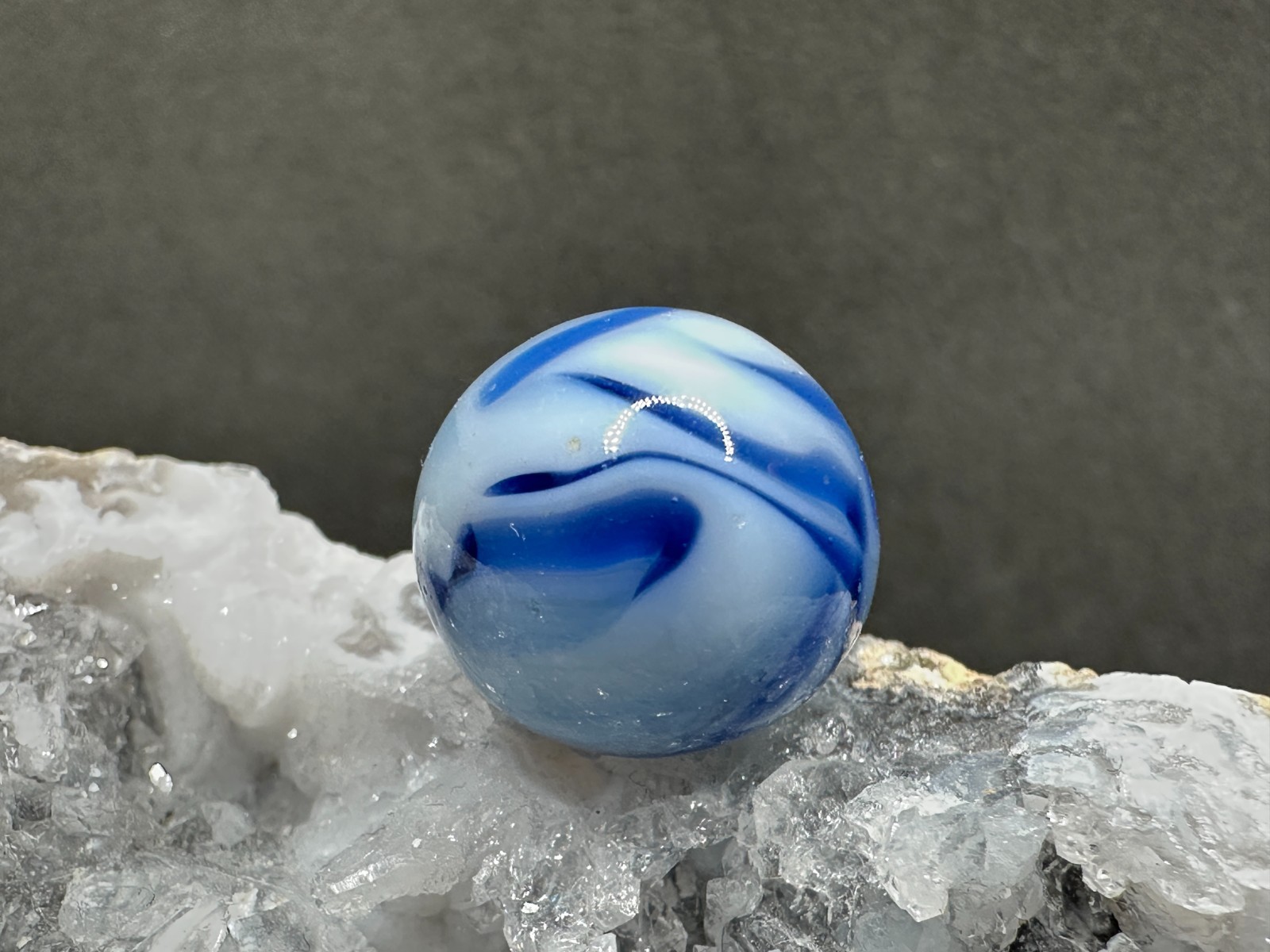 Vintage Alley Agate West Virginia Swirl Marble – Blue & White – .63″ Excellent!