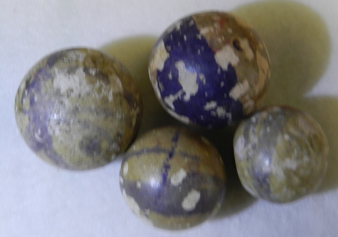 #20779m Vintage Group of 4 Played Ohio Made Rolled Commie Marbles Clay