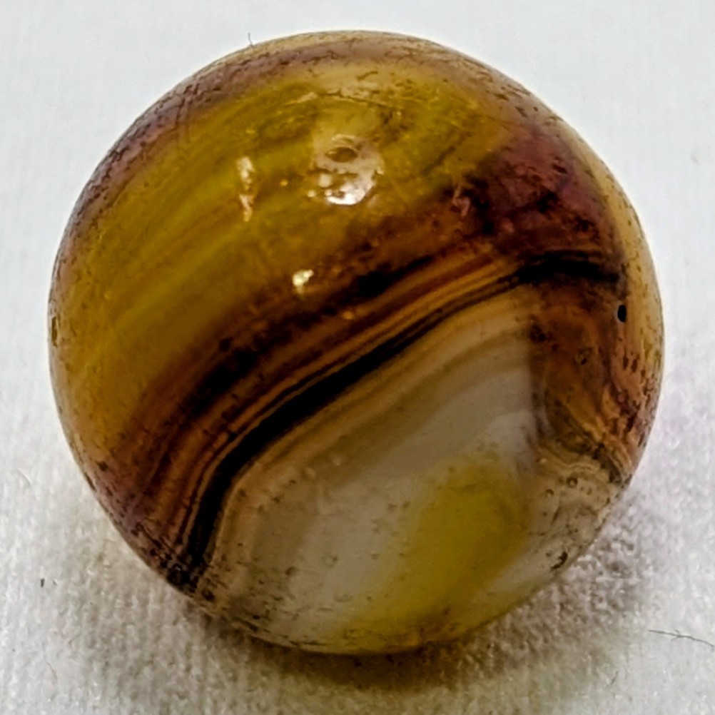 Vintage Akro Agate 0.63″ Translucent Oxblood Swirl Marble – Dual UV Cadmium…