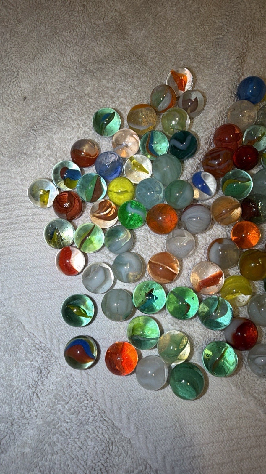 Lot of 88 Glass Marbles – Swirl, Clear & Translucent Mixed Colors Great Variety