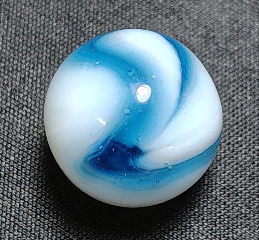 Vintage Alley Agate 0.60″ Dark Cobalt Blue Ribbon Swirl Marble NM! White Base…
