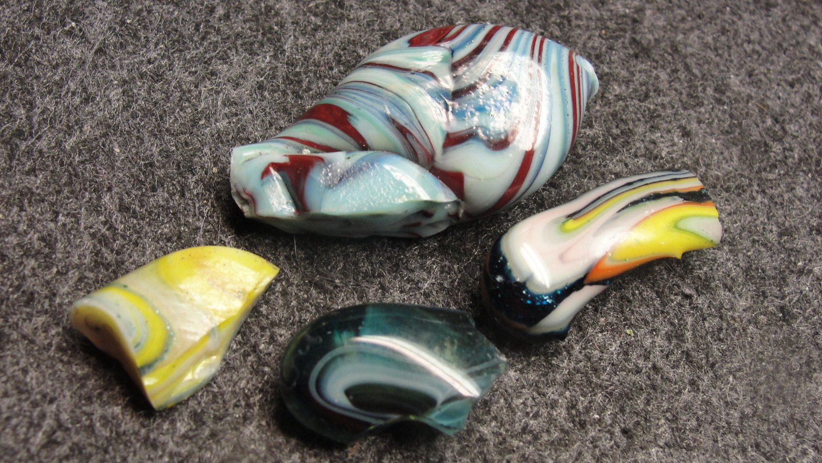 pieces of cullet from Jabo Joker experimental marble runs
