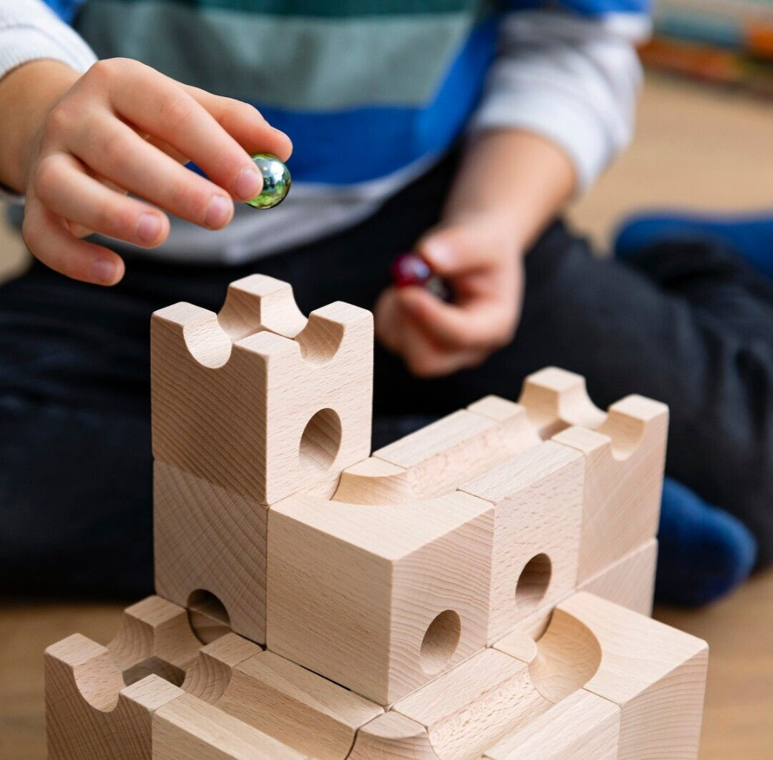 CUBORO STANDARD 16 Starter Set marbles toy construction building wood made Swiss