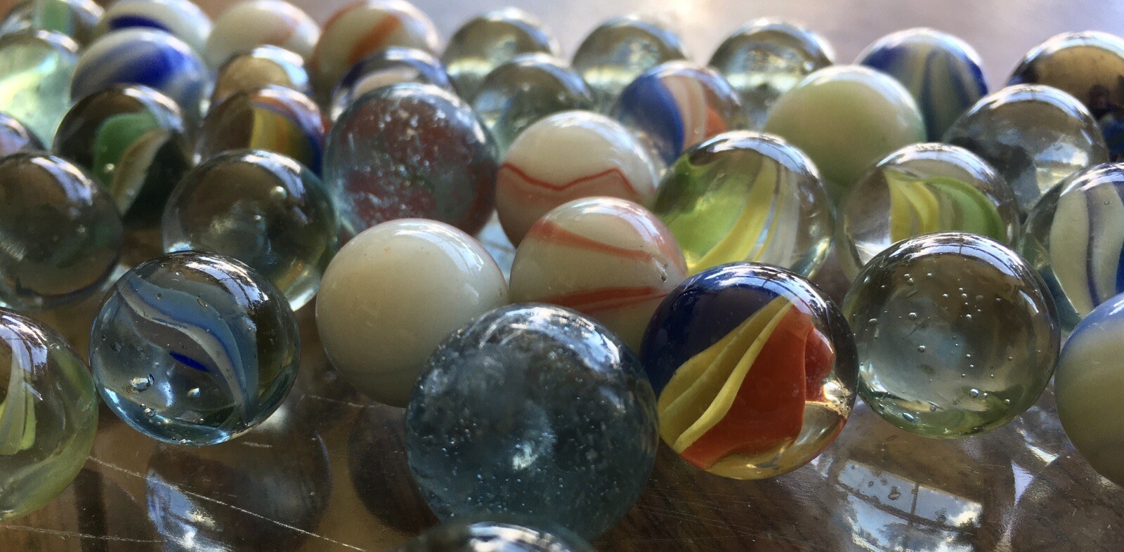 Vintage Marble Lot 52 pieces Peltiers & Good Assortment 1930’s-1940’s w Shooter