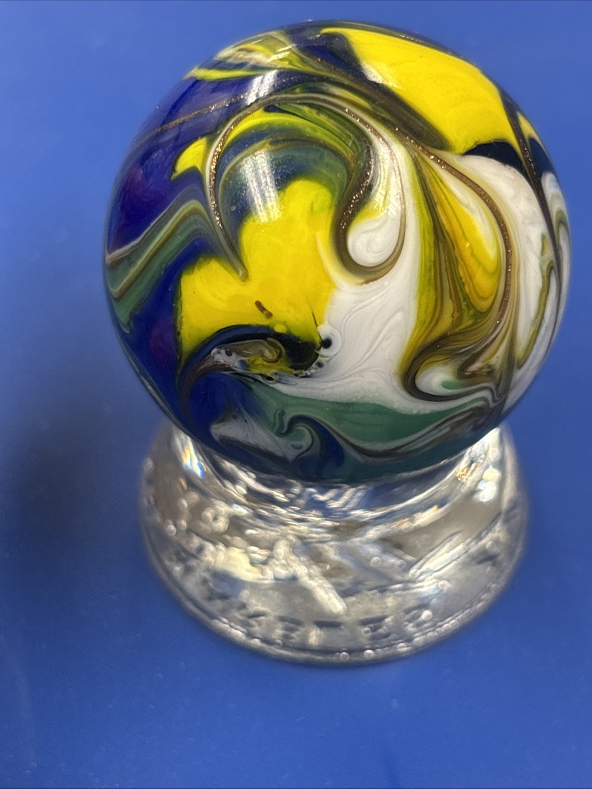 Stunning contemporary swirl marble #944
