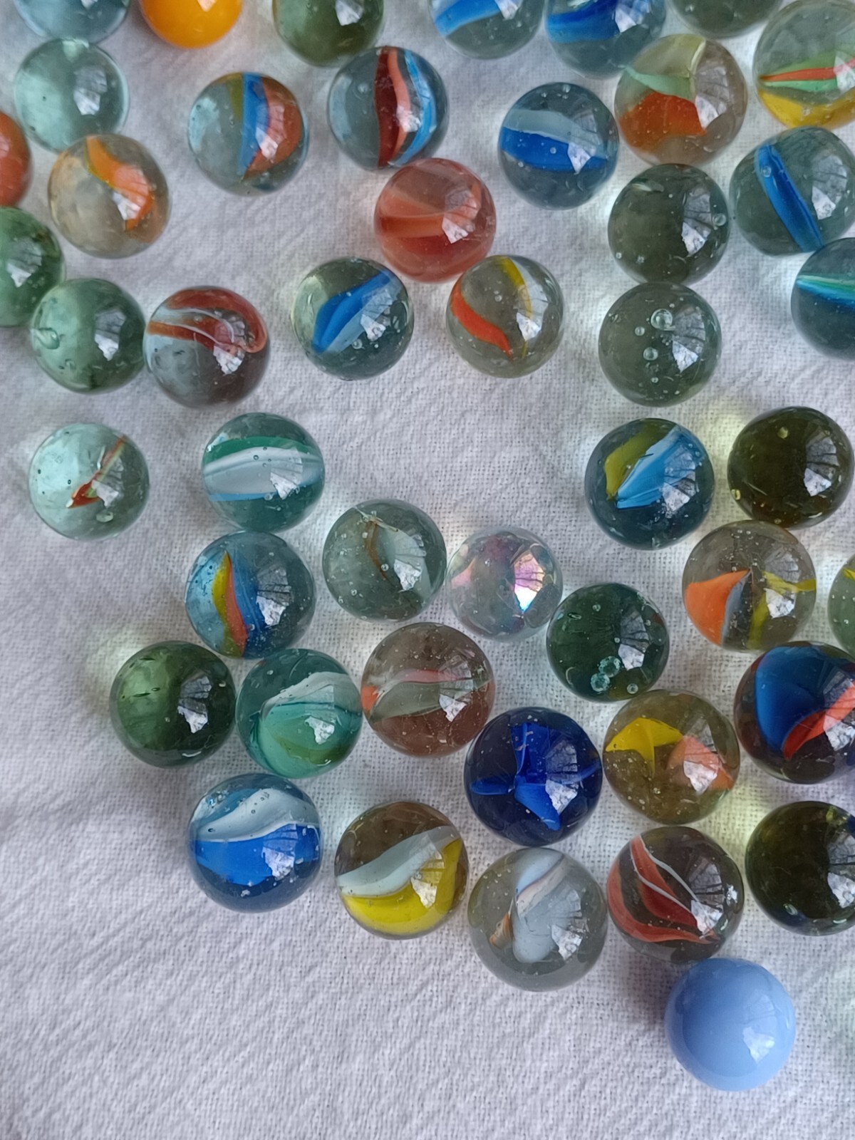 Marbles Lot of 100 +3 big multi-colored swirl
