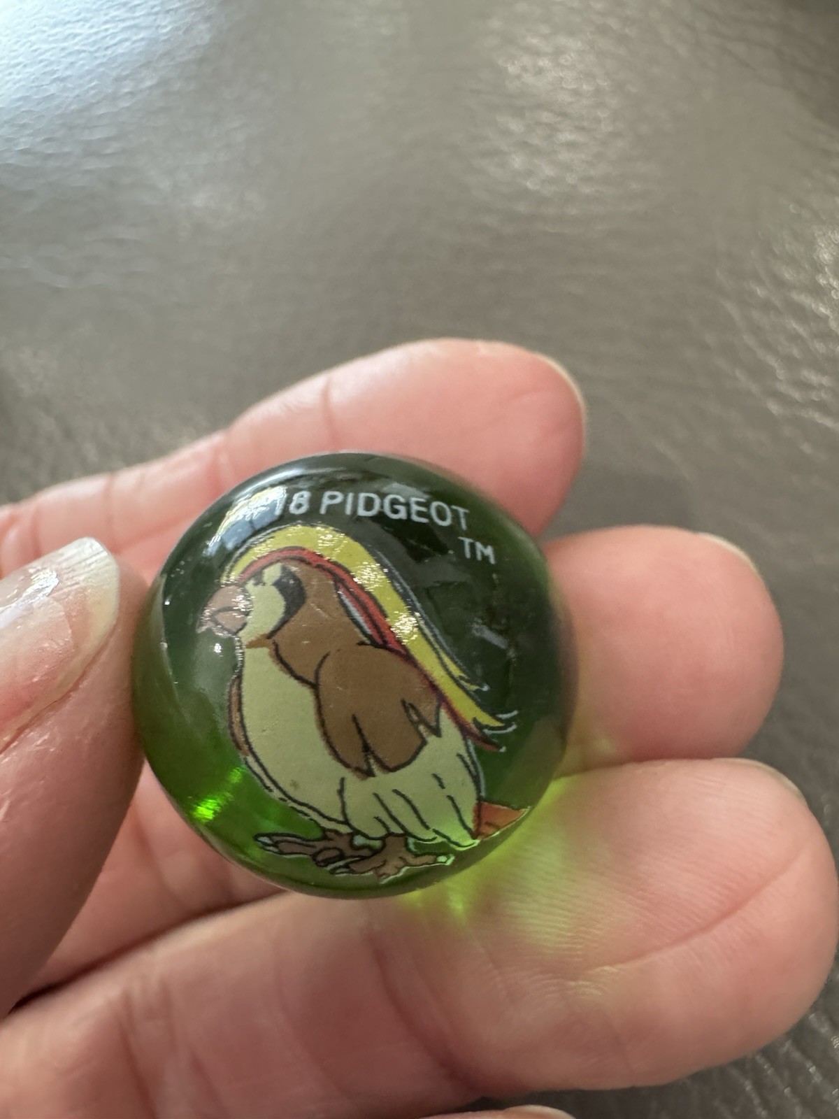 Rare 1998 Vintage Original POKÉMON MARBLES GREEN GLASS #18 Pidgeot