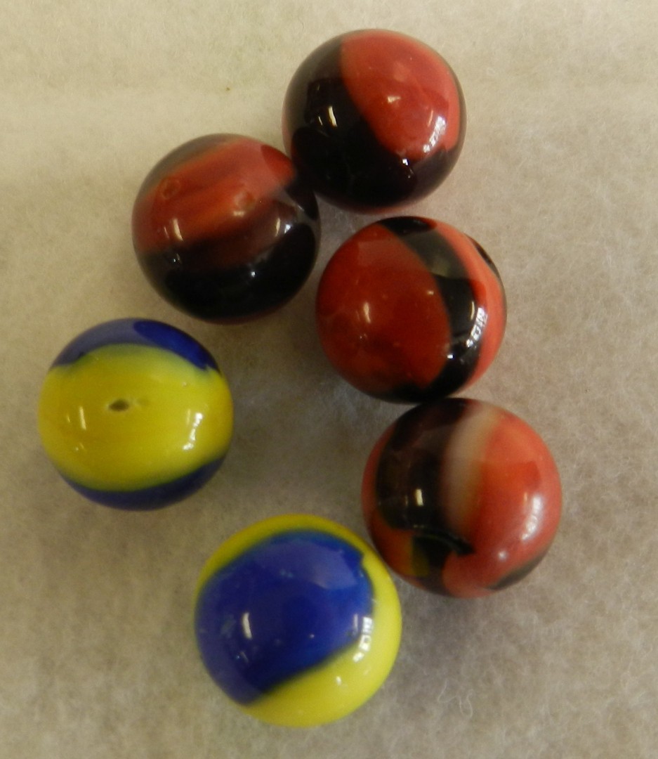 #20848m Vintage Group of 6 Marble King Marbles
