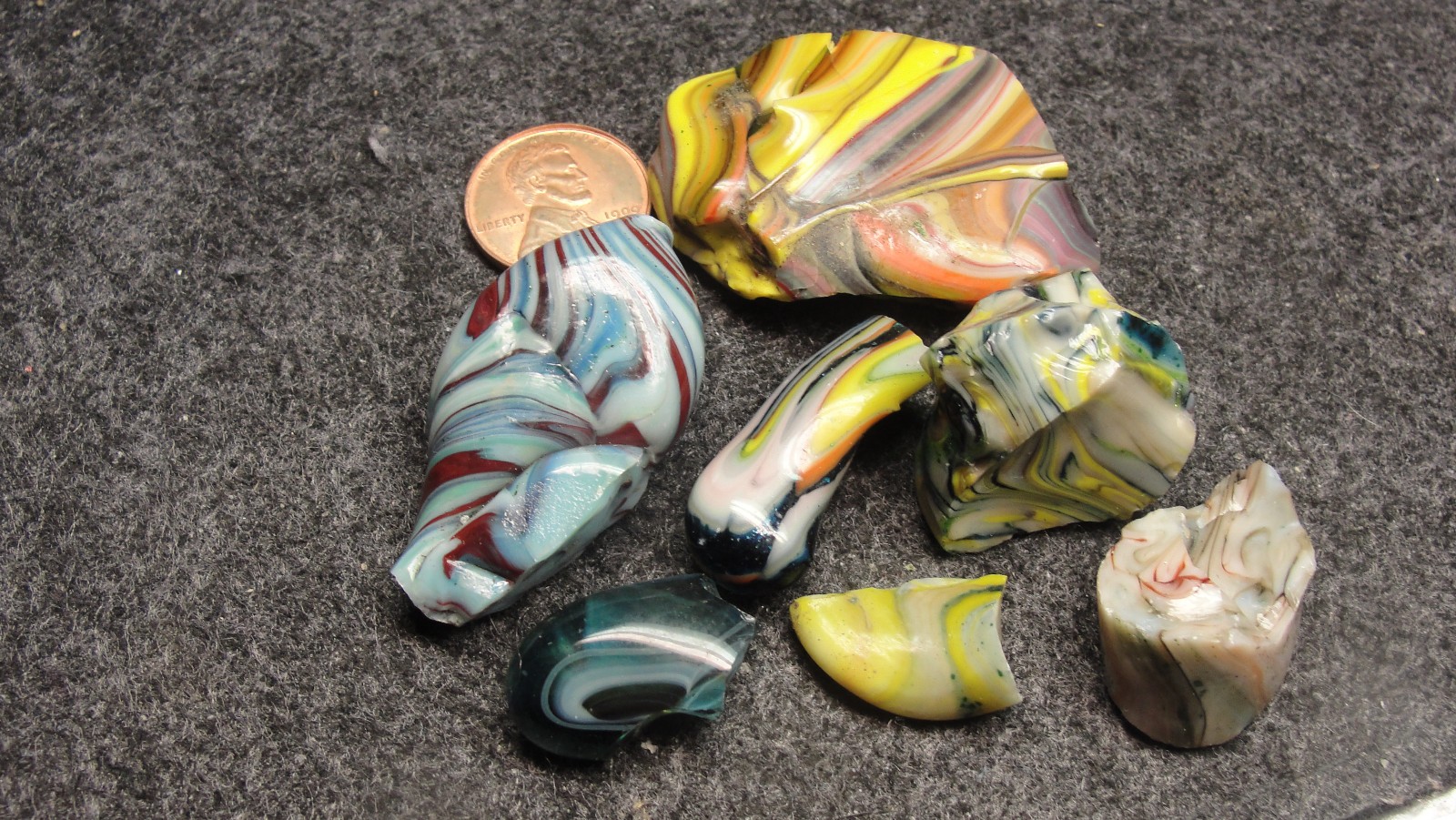 pieces of cullet from Jabo Joker experimental marble runs