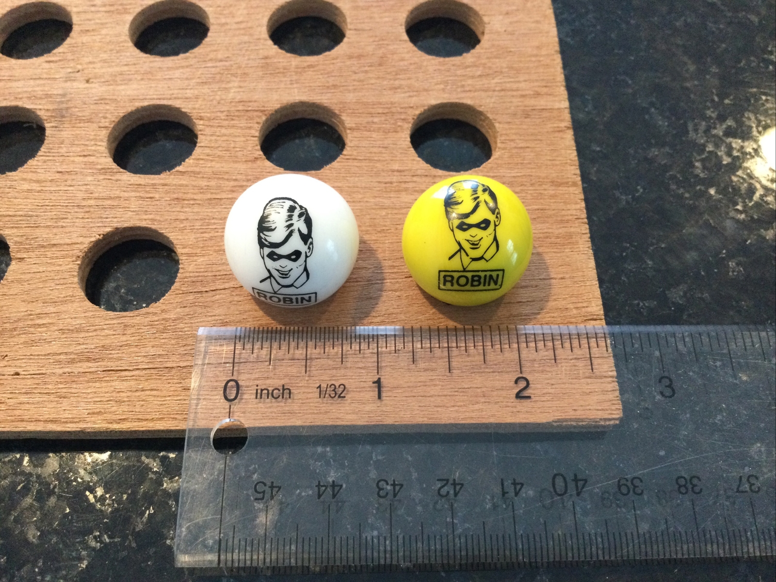 Vintage | Robin Marbles | White & Yellow | LOT OF 2