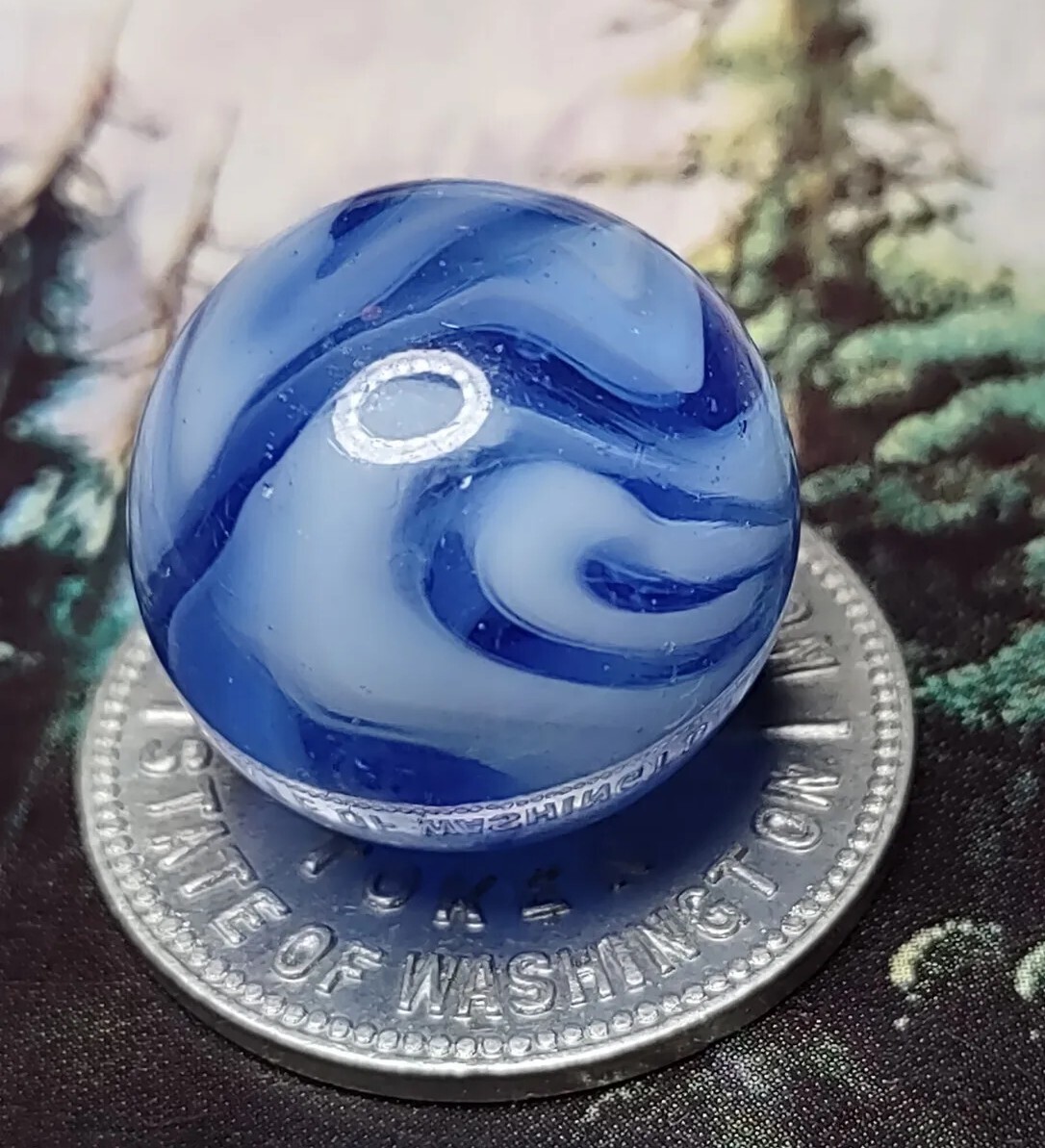 Transparent Blue & White Wire Pull SWIRL Alley Agate Glass Vintage Marbles .67″