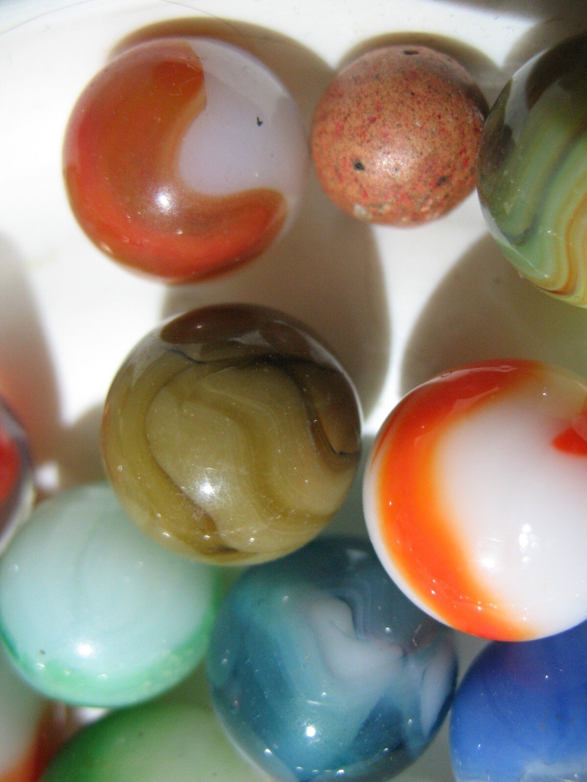 Lot of 125+ Mostly Older Machine Made 5/8″+or- Marbles Patches Swirls 1 Jabo