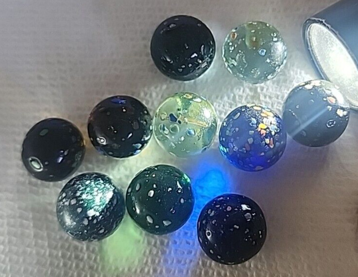 VINTAGE LOT OF MARBLES Glass Estate Confetti Speckled Solid White Black Clear