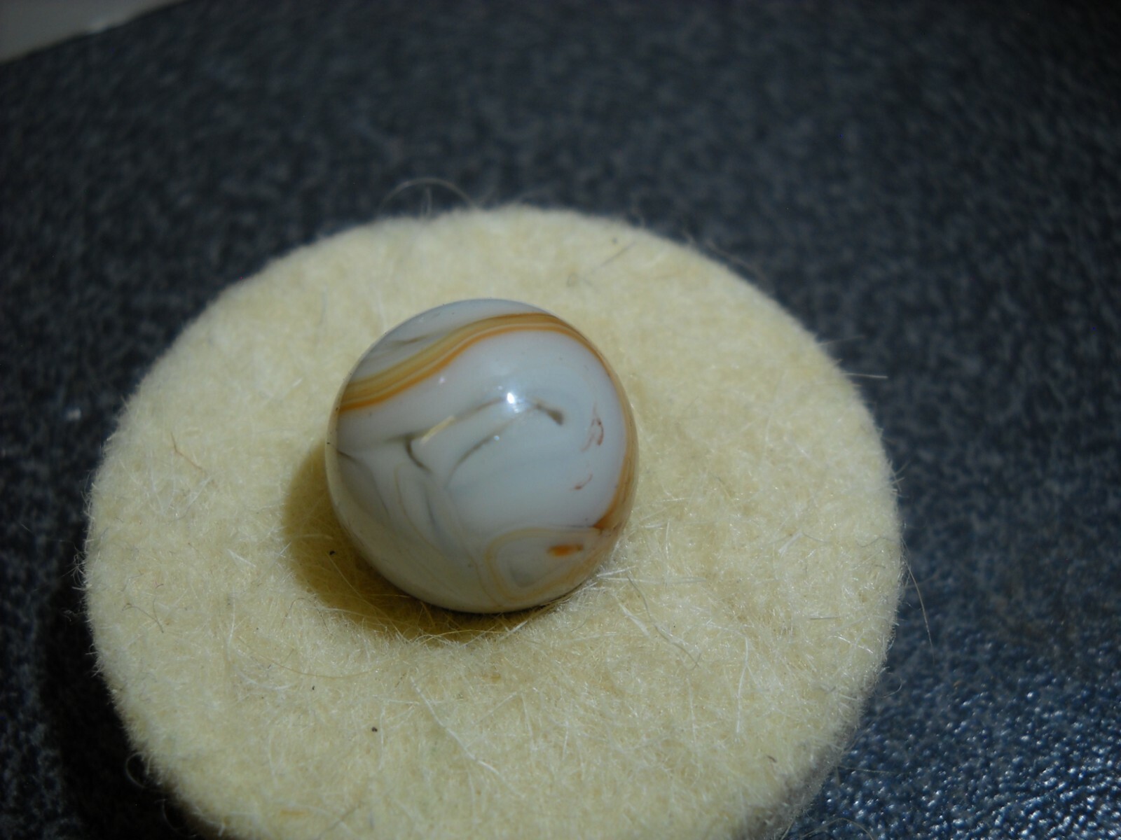 Vintage Marble Akro Agate White & Brown Tan Caramel Slag Swirl 0.60″