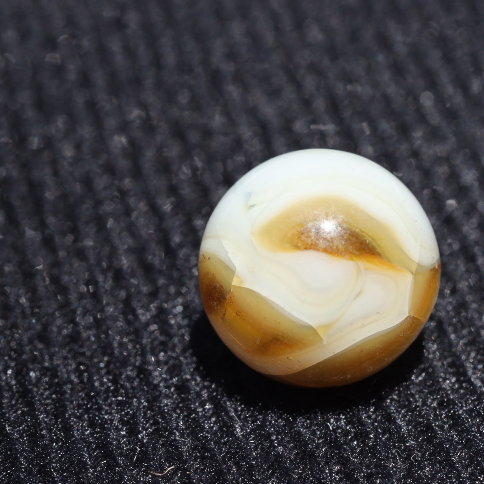 ALLEY Caramel WV West Virginia Swirl Marble 5/8″ M- Combined Shipping