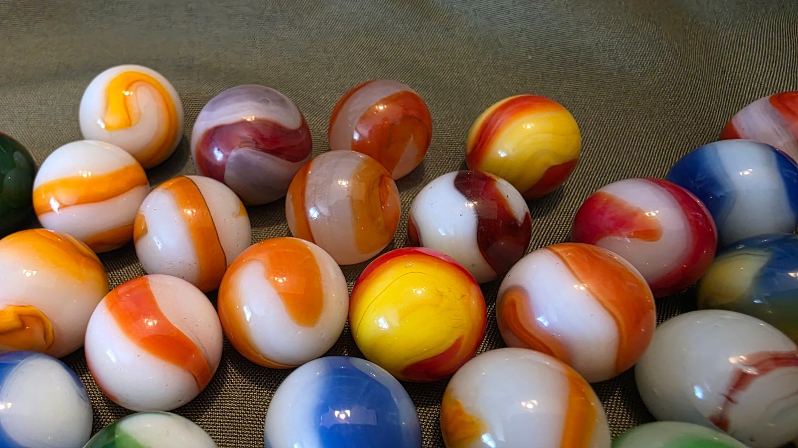 Vintage Lot Akro Corkscrew Marbles M/NM Corks Ox Patch and More Lot 1 +Free Ship