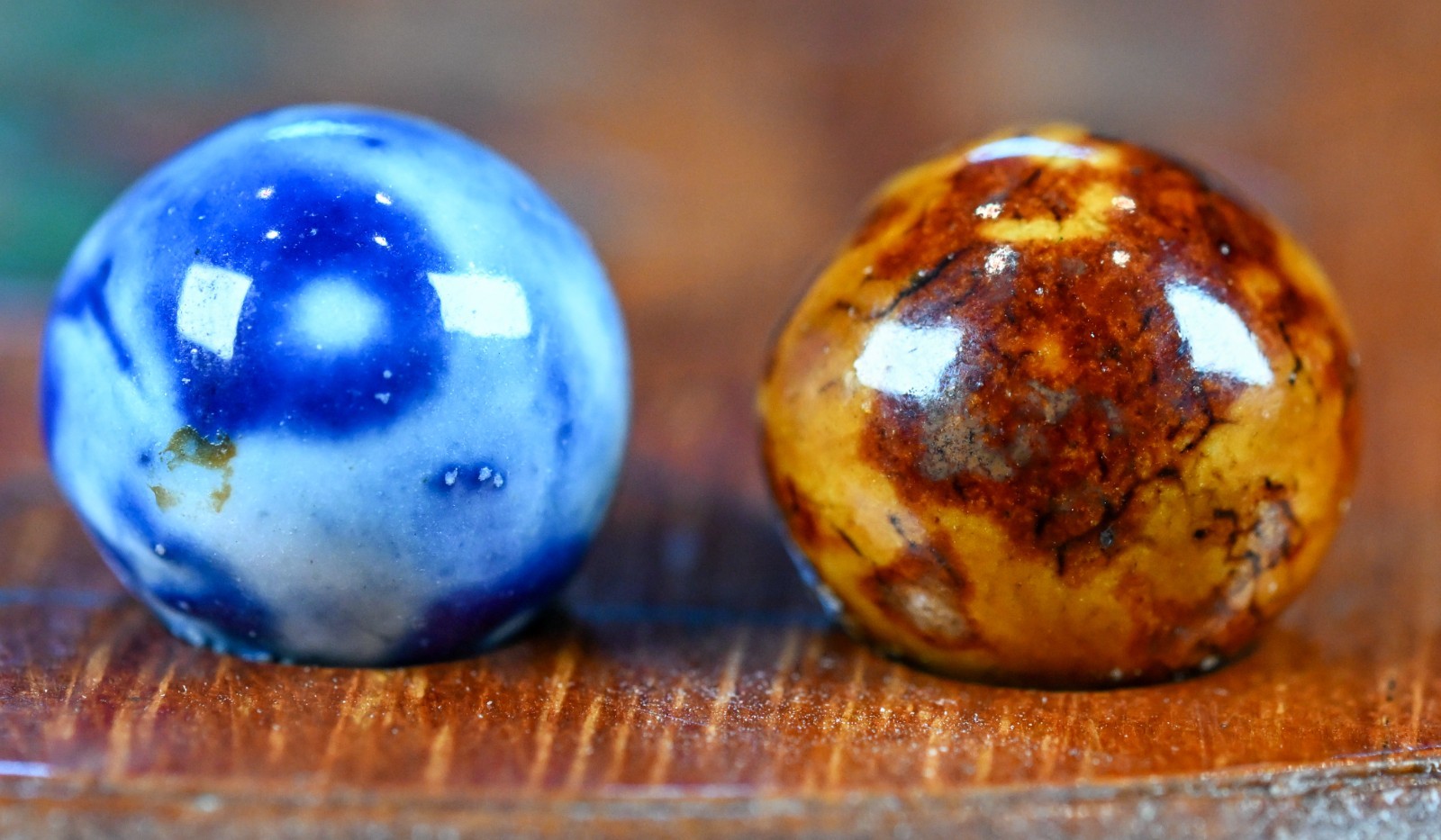 Pair of Blue & Brown Bennington Marbles, Handmade, 0.54 inch, Mint, Germ, S1651