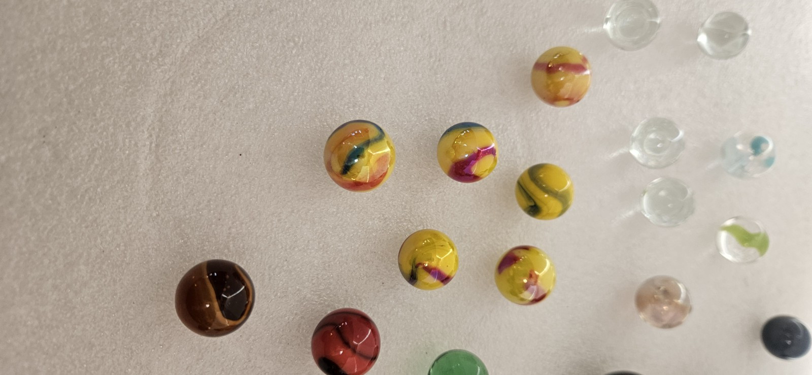 Vtg Lot Of 63 MARBLES., 3/4″ ACRO AGATE, Swirl, Clear, Too, Unique Colors