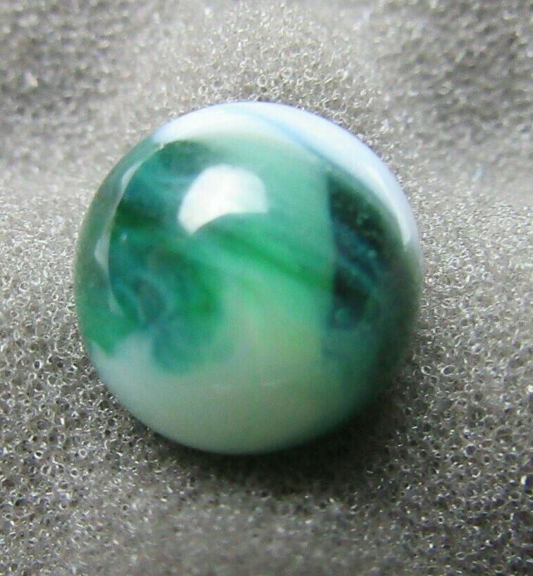 Antique Akro Agate Green Slag 19/32″