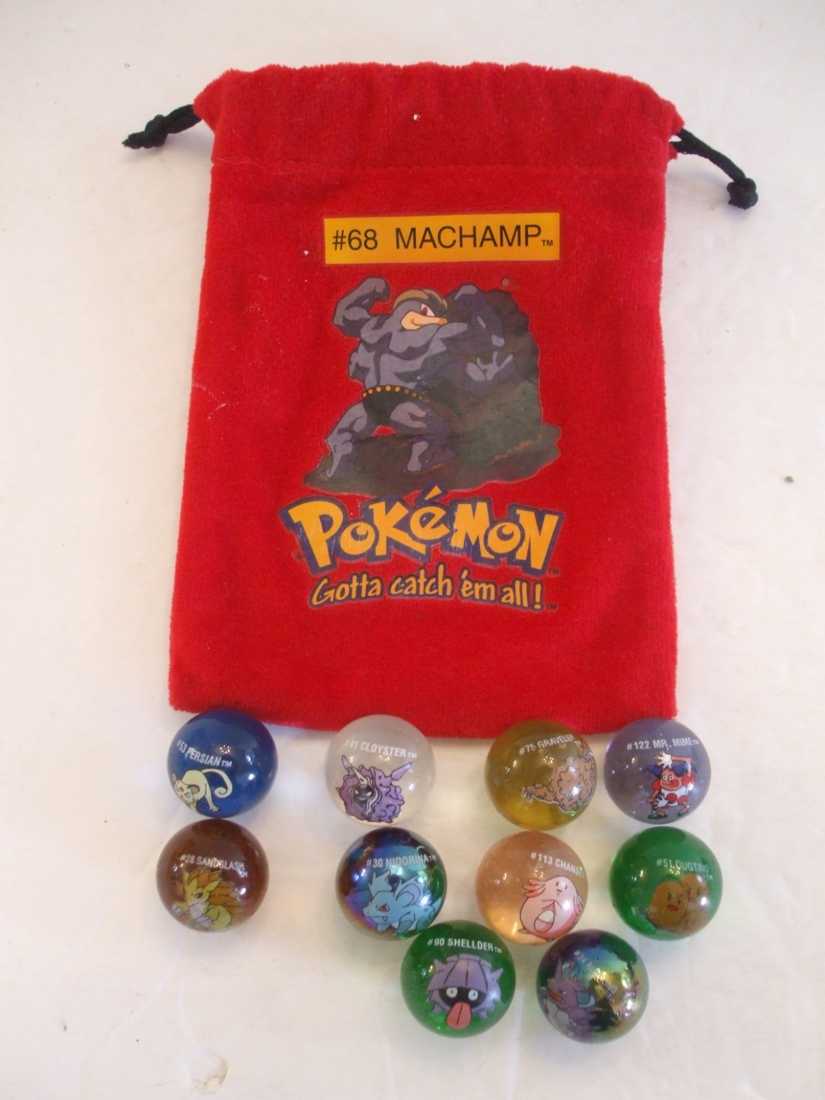 Lot of 20 Pokemon Collectors Marbles with #68 Machamp & #106 Hitmonlee Pouches