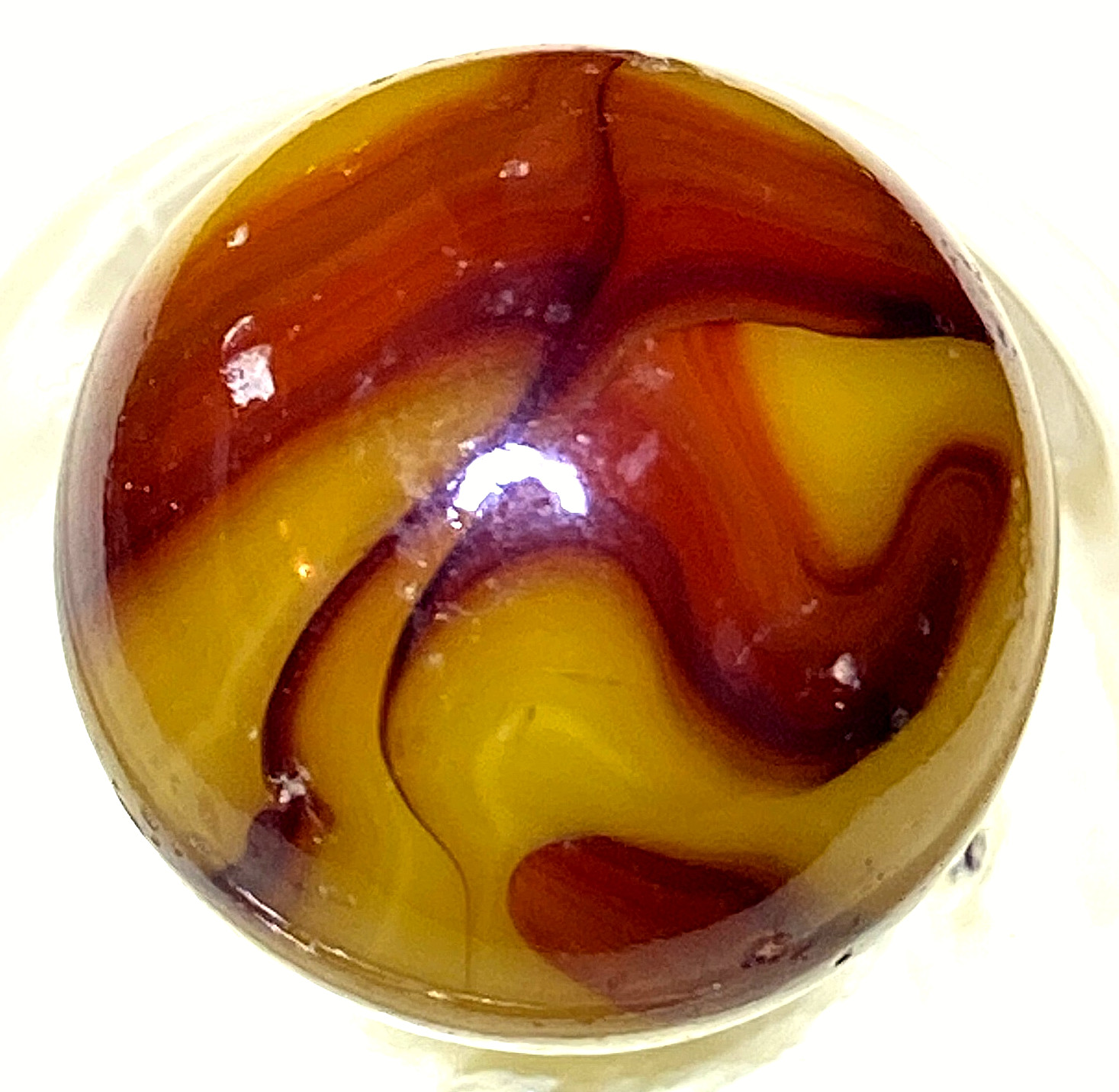 RARE ALLEY AGATE URANIUM ORANGE GLOW OXBLOOD FLEE BITES UV SHOOTER .66″ M643