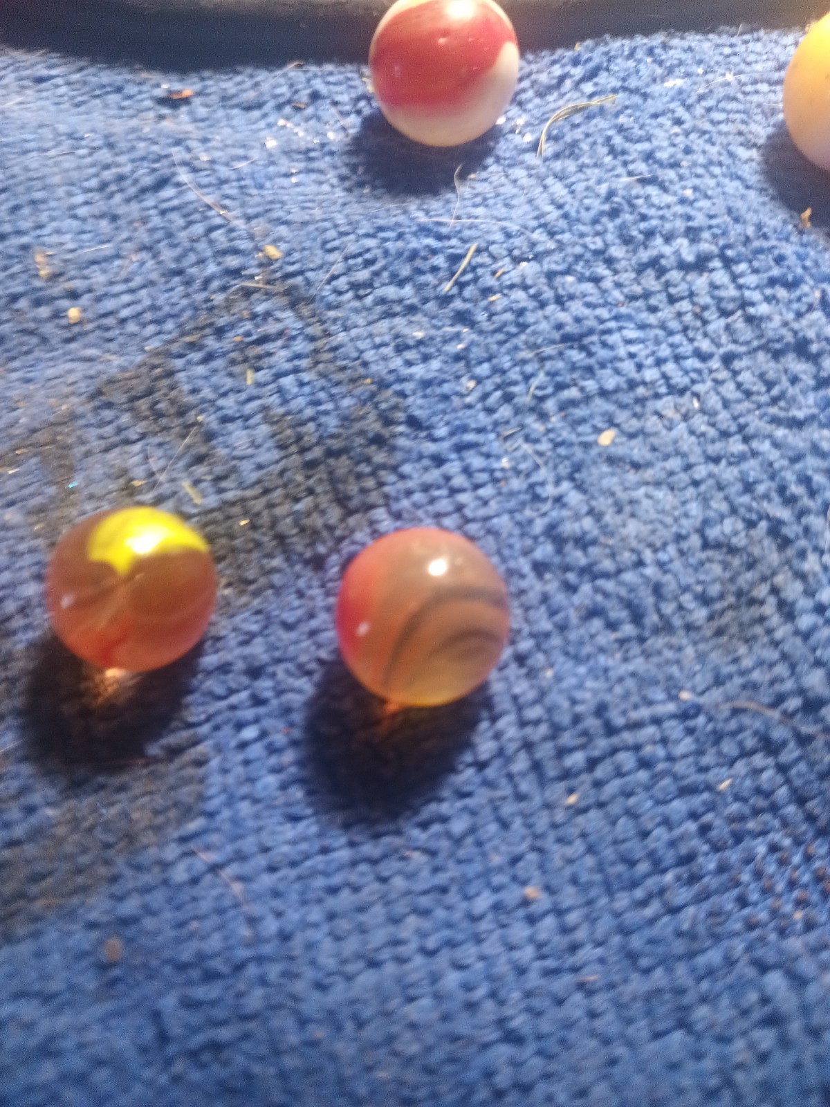 2. 1/2 in master glass peach yellow patch spirral