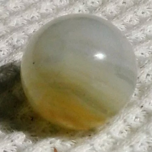 5/8″ CAC Honey Onyx Swirl Marble In Mint Condition Check Photos.