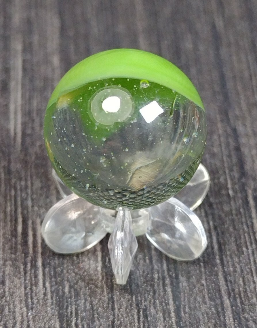 NM+ Lime Green Victory Style Patch Clear Base Vitro ? Glass Vintage Marbles .60″
