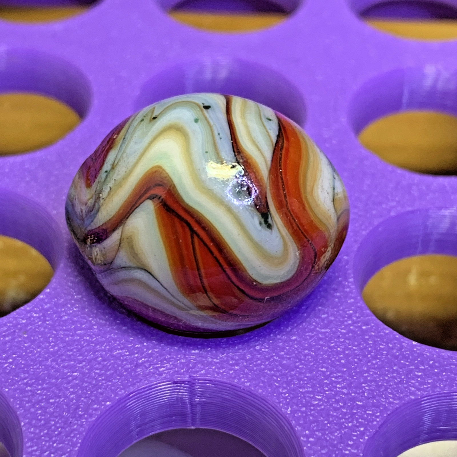 DAS/JABO/WV AMAZING ERROR SWIRLS SPECKS OXBLOOD FLAMES SHOOTER .73″ 10B/50