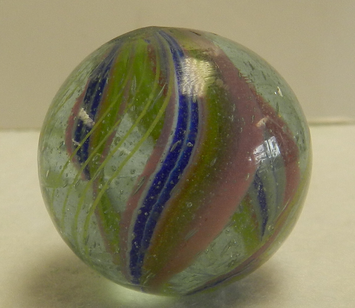 #16889m Bigger 1.08 Inches Divided Ribbon Swirl Marble