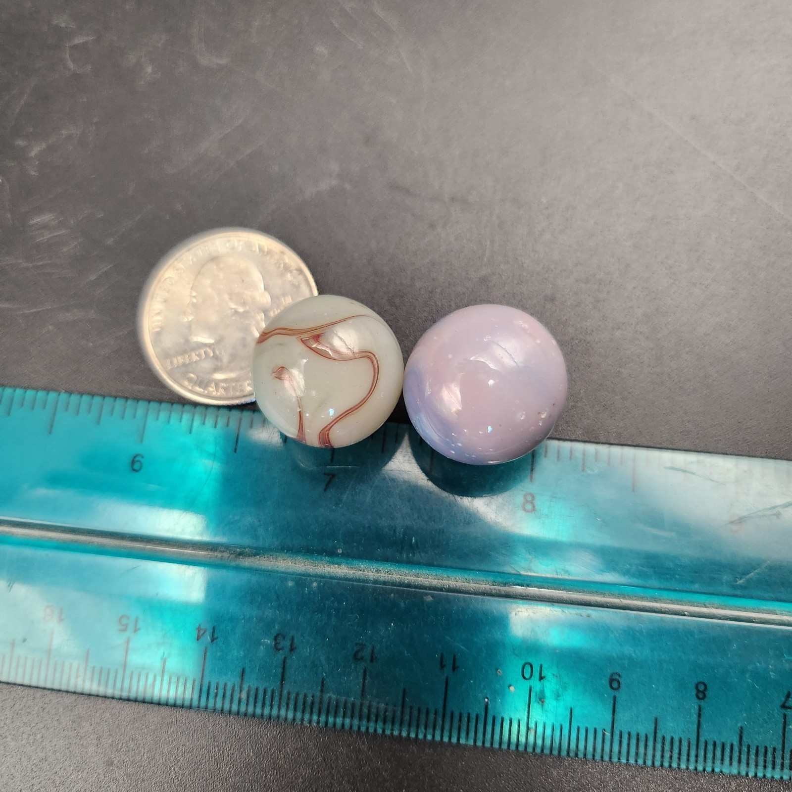 Lot Of 2 Shooter Red Blue Vaseline Glass Uranium Glass Marbles Uv Glow